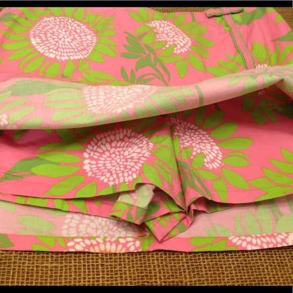 Lilly Pulitzer Skort - Picture 3 of 5